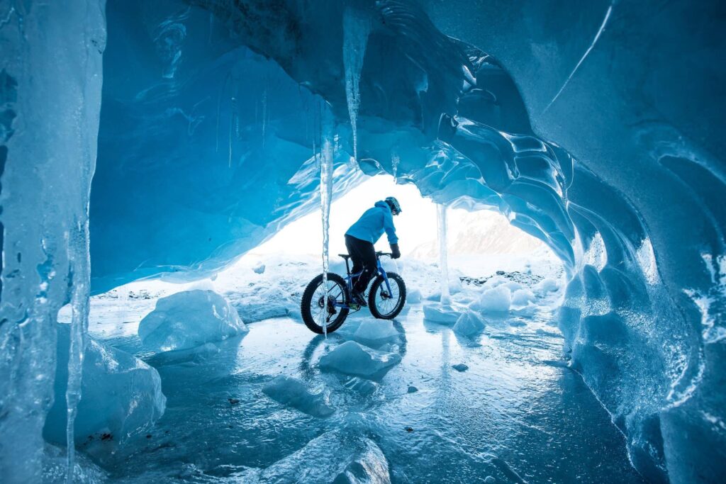 Cycling Lago Baikal